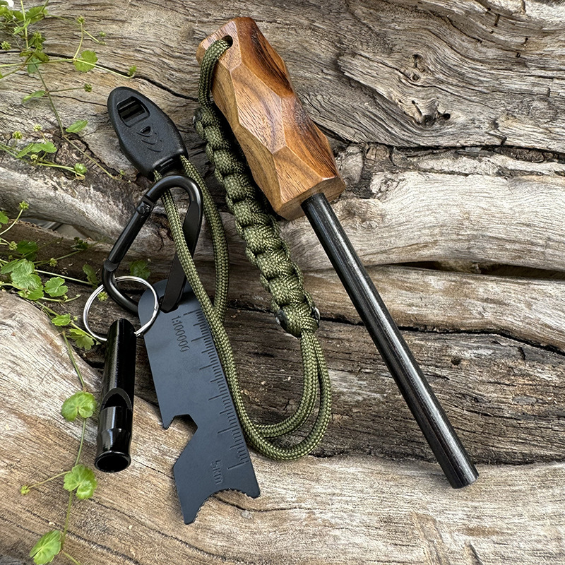 Nowy zapalnik z kamienia krzem – Ferro Rod Striker recenzja i cena
